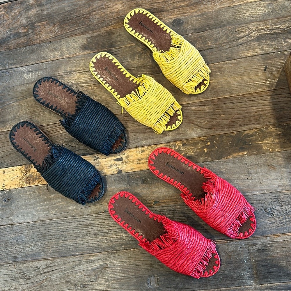 Red Raffia slide - Picture 2 of 2
